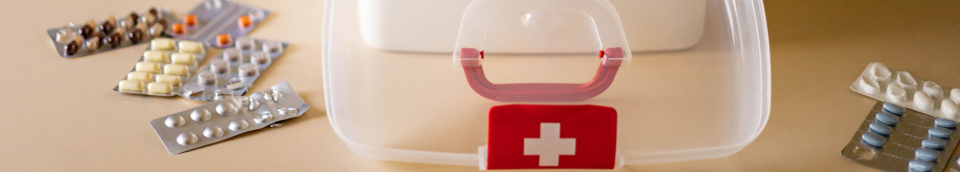 Trousses de secours et pharmacie sportive